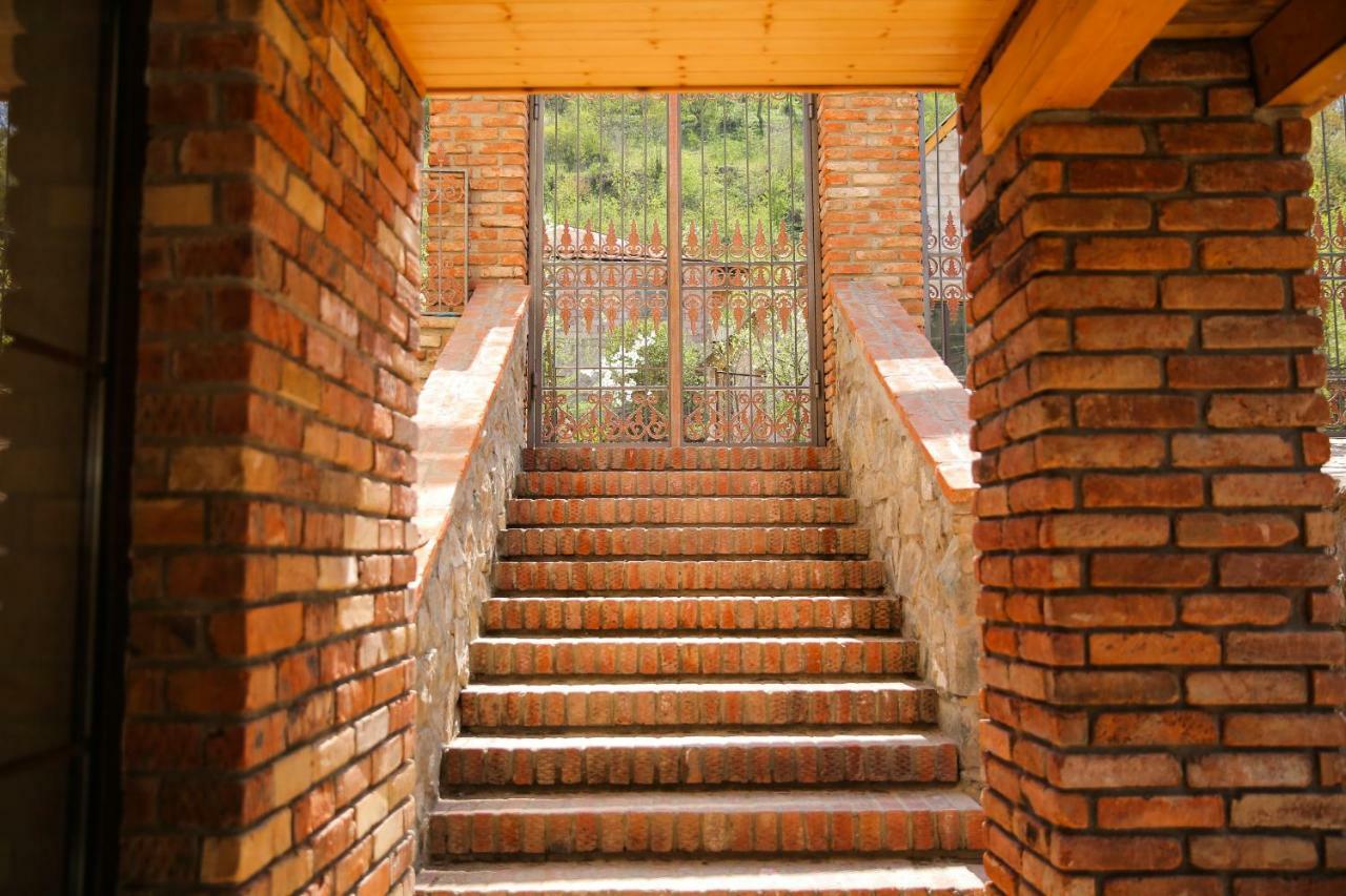 Chalet Dilijan Hotel & Restauarant Ngoại thất bức ảnh